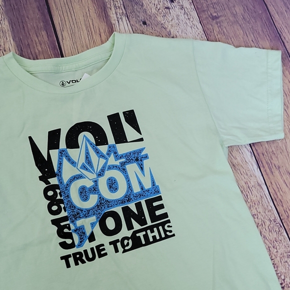 Volcom Tee - Picture 2 of 4